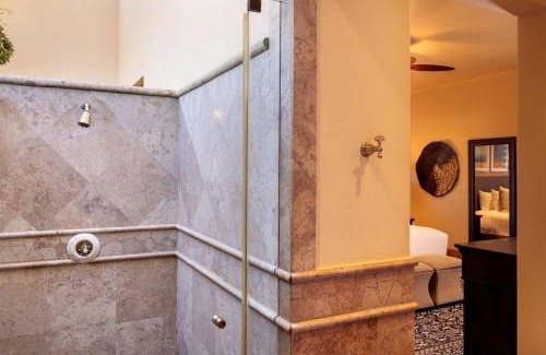 Los Cabos Villa | 5-BR Golf Villa With Transportation Included