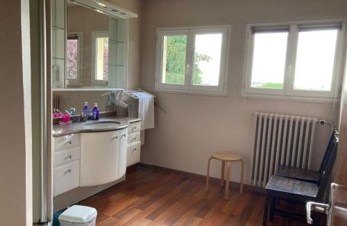 Auneau Maison | 5 Chambres dans une grande maison