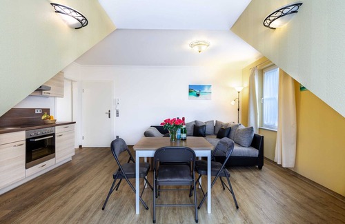 Pepelow Appartement | (5) Hanna, 2-room apartment, loggia, upper floor - Ostseeferienhaus Drachenflieger Pepelow OFC 02
