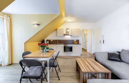 Pepelow Appartement | (5) Hanna, 2-room apartment, loggia, upper floor - Ostseeferienhaus Drachenflieger Pepelow OFC 02