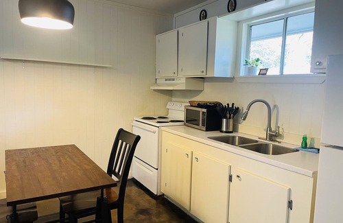 Folsom Appartement | #5 Hidden Akers -Peaceful, quiet, safe, relax, enjoy,country life. Pet friendly.