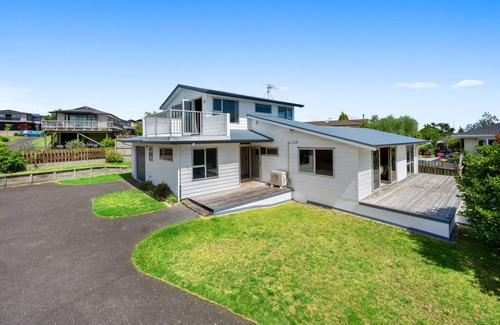 Richmond Heights Maison | 5 Kensington – Taupo Holiday Home