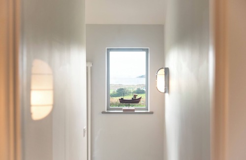 Bantham Maison | 5* large, dog-friendly holiday home with exceptional coast and countryside views