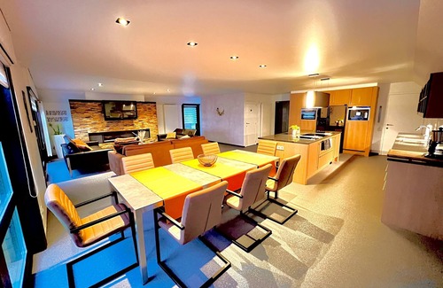 Veldegem Maison | 5***** Loft for 16 with wellness near Bruges