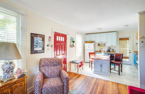 Mossy Oaks Maison | 5 Mi to Downtown Beaufort Pet-Friendly Cottage!