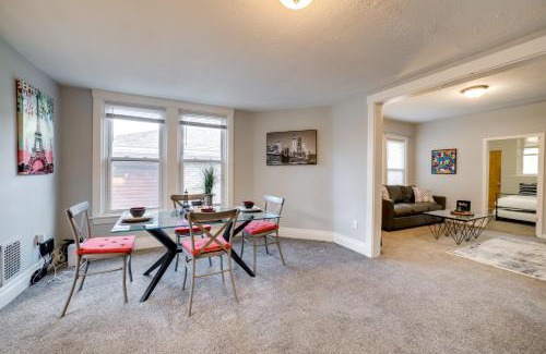South Hills Appartement | 5 Mi to Dtwn Pittsburgh Apt with Balcony