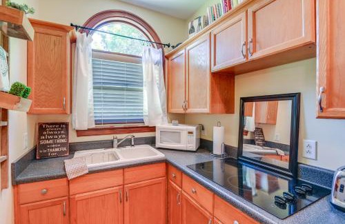 Franklin Maison | 5 Mi to Dtwn Serene Couples Retreat in Franklin!