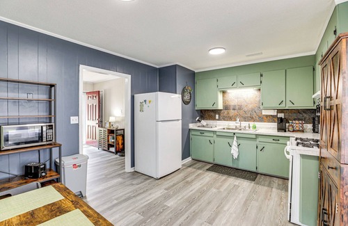 Walterboro - St. George Maison | < 5 Mi to Dtwn Walterboro: Grill, Game & More!
