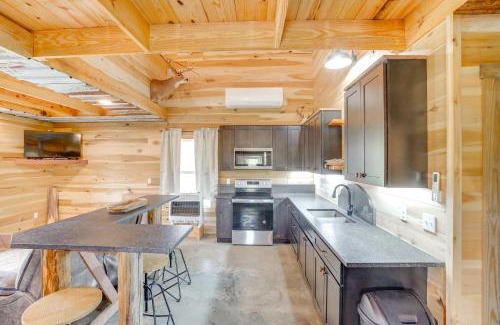 Kuttawa Maison | 5 Mi to Lake Barkley Secluded Retreat in Kuttawa