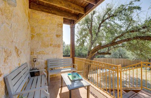 Cardinal Hills Maison | 5 Mi to Lake Travis Pet-Friendly Home with Yard!