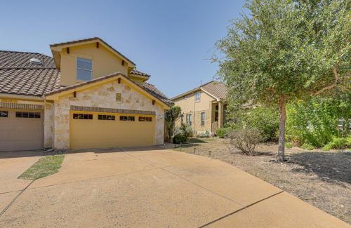 Cardinal Hills Maison | 5 Mi to Lake Travis Pet-Friendly Home with Yard!