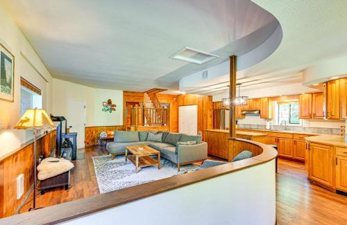 Paradise Estates Maison | 5 Mi to Mt Rainier Natl Park Cozy Cabin with Deck!