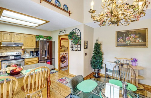 Bellevue Maison | 5 Mi to Platte River: Inviting Bellevue Rental
