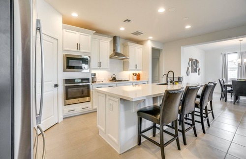 Glendale Maison | Newly Built Glendale Home: 5 Mi to Westgate!
