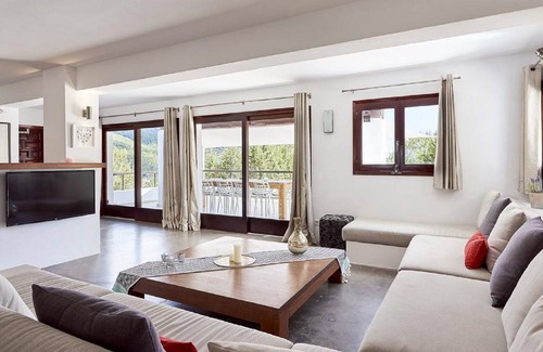 Ibiza Island Maison | 5 min from the beach! House with private pool for 8 people