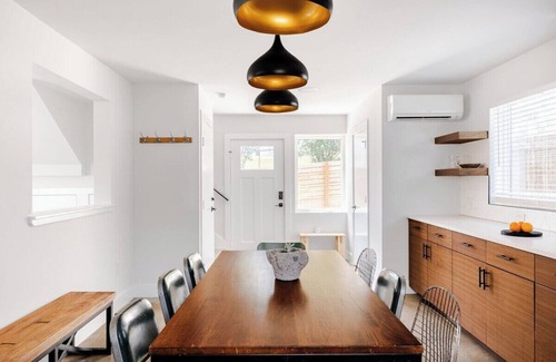 Blackshear-Prospect Hill Maison | 5 Min from Moody - Austin's Eastside Gem