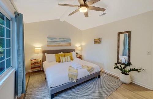 Old Village Maison | 5 Min to Beach—King Beds