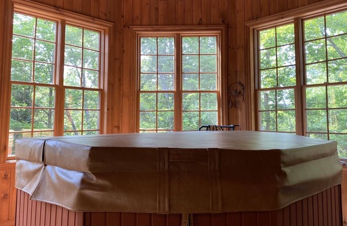 Lac-Superieur Cabine | 5 min to Tremblant Park and ski Resort. Ideal Retreat for Summer or Winter fun