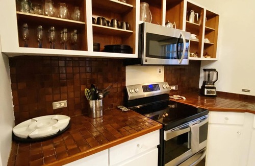 Candelero Abajo Villa | 2BR / 2BA Villa, Golf, Wifi, Vue sur la piscine et le jardin