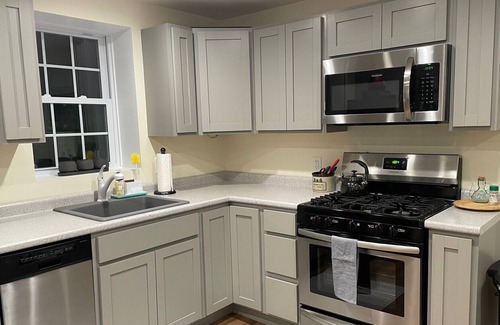 Meadows Appartement | 5 minute bike ride to Highlands and local Snowmobile trails