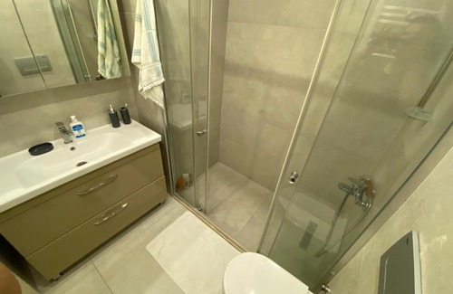 Kagithane Appartement | 5 Minute To Metro, Main Street