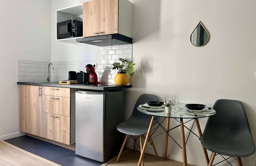 Chatellerault Appartement | 5-minute walk from TGV station