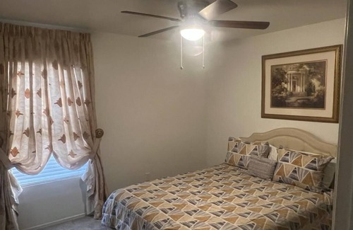 La Buena Vida Maison | 5 Minute Walk to the State Farm Stadium