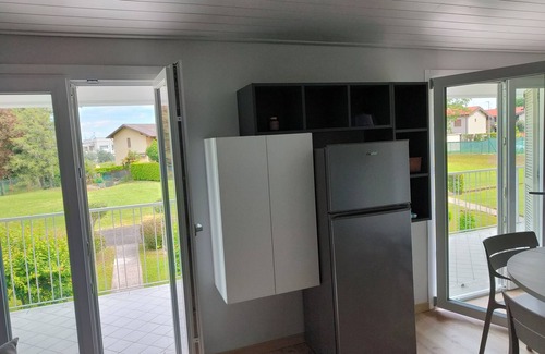 Monte Appartement | 5 minutes from the lake house with garden in residence with swimming pool
