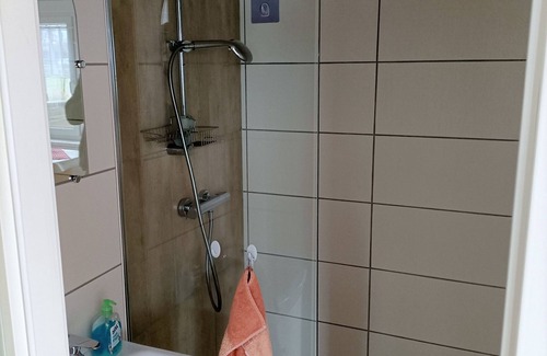 Falkenberg Appartement | 5 minutes from the Kiebitz-See recreation area. With terrace, barrier-free.