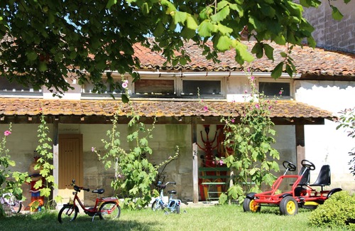 Breuillet Maison | A 5 minutes des plages bungalow à la campagne