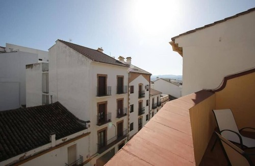 Ronda Maison | 5 minutes from the New Bridge! Ronda house ideal for groups and families