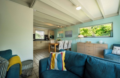 Wolphaartsdijk Maison | 5 Minutes' walk from the beach on Lake Veere, child-friendly and a nice garden