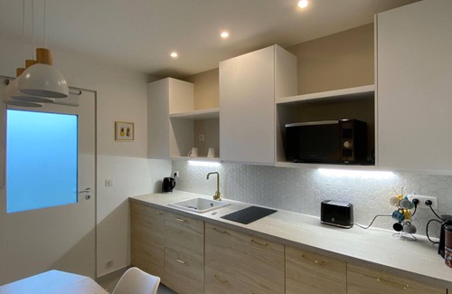 Auteuil Appartement | 5 mn from THOIRY theme park, 52 m2 apartment with private garden
