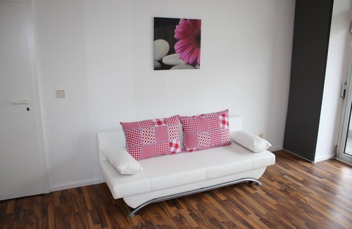 Tempelhof Appartement | 5 chambres, jusqu'à 13 personnes, luxueusement meublées, "Jasmin"