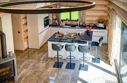 Allenbach Chalet De Ski | 5-star nature chalet to the Franz National Park, incl. e-car