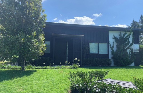 Pyes Pa Cottage | 5 star Tauranga cottage- dog friendly