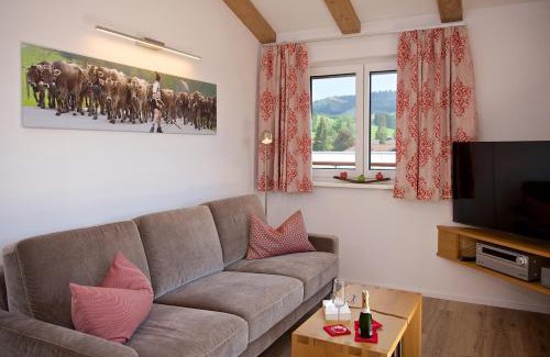 Kalzhofen Appartement | 5 Sterne Ferienwohnung Hochgratblick mit Schwimmbad und Sauna
