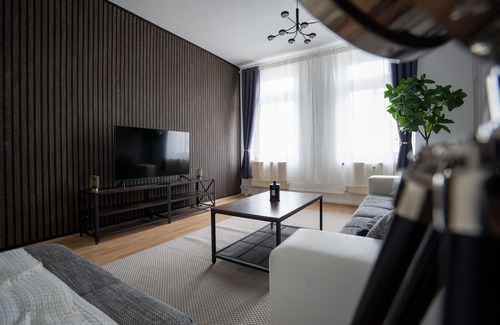 Zentrum-Sued Appartement | 5-zi-boho: 2 Schlafzimmer, 7 Gäste, Arbeitsbereich