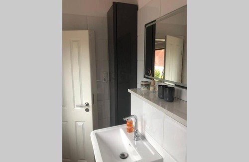 Verden Appartement | 5-Zi. Wohnung in Bahnhofsnähe - 24/7 self-check-in