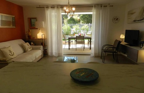 La Faviere Appartement | 50 m² Appartement ∙ 1 chambre ∙ 4 personnes