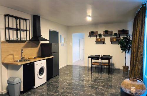 Feyzin Appartement | 50 m² Appartement ∙ 4 personnes