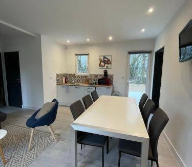 Yvre-l'Eveque Chalet De Ski | 50 m² Chalet ∙ 2 chambres ∙ 6 personnes