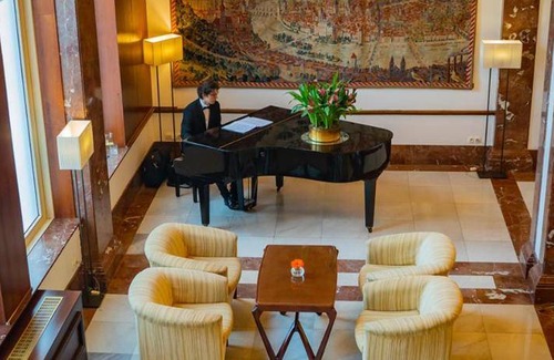 Dejvice Hôtel | 50 m² Hôtel ∙ 127 personnes