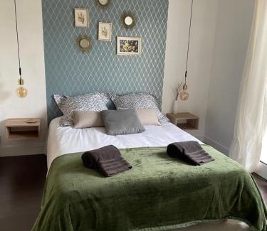 Toulouse South-East Maison | 50 m2 T2 au calme, lumineux, confortable, cosy, climatisé, privatif avec parking gratuit et terrasse
