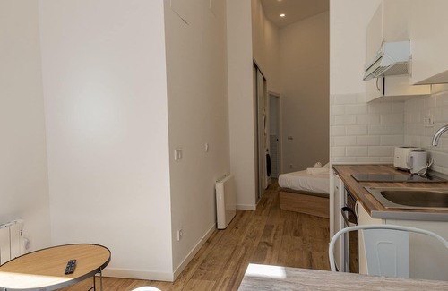 Vista Alegre Maison | 50 mts Metro, 4km Sol/atocha/retiro, Nuevo, Secadora y Lavadora, Wifi, Mascotas
