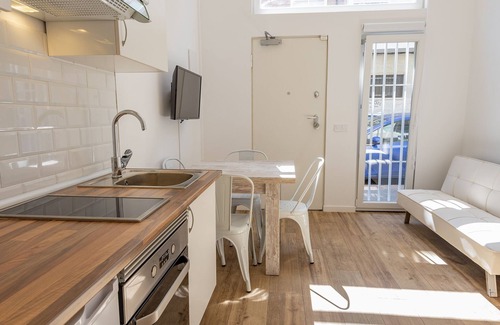 Vista Alegre Maison | 50 mts Metro, 4km Sol/atocha/retiro, Nuevo, Secadora y Lavadora, Wifi, Mascotas