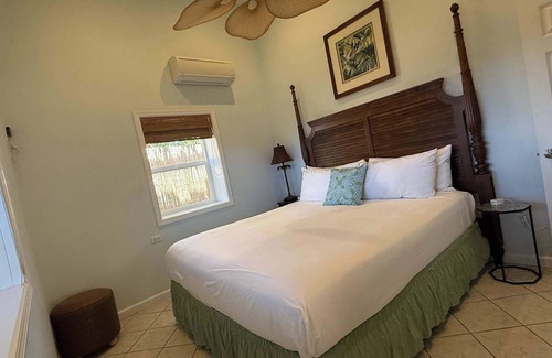 Kahana Lit Et Petit-Déjeuner | 50% Off! Bed & Breakfast Steps from the Beach with AC