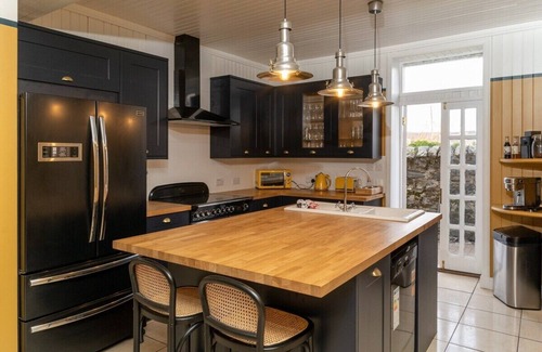 Kingussie Maison | 50 The High Street - By The House of Danu - 5 Bedroom Townhouse