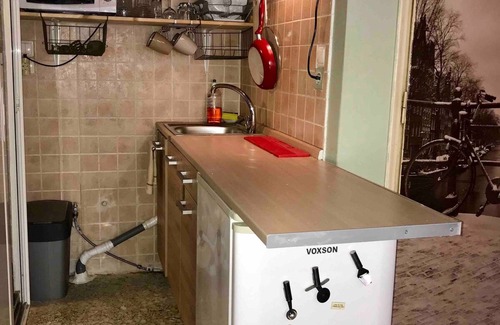 Agios Panteleimonas Maison | 500Mbps WiFi/Studio 1min from Attiki metro station