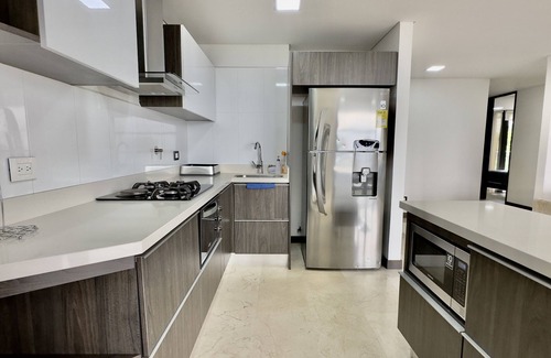 El Poblado Appartement | 502 In El Poblado hills modern & spacious